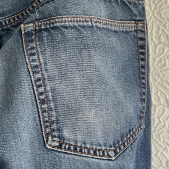 GAP Men's Dark Blue distressed Bootcut Jeans - Picture 4 of 12